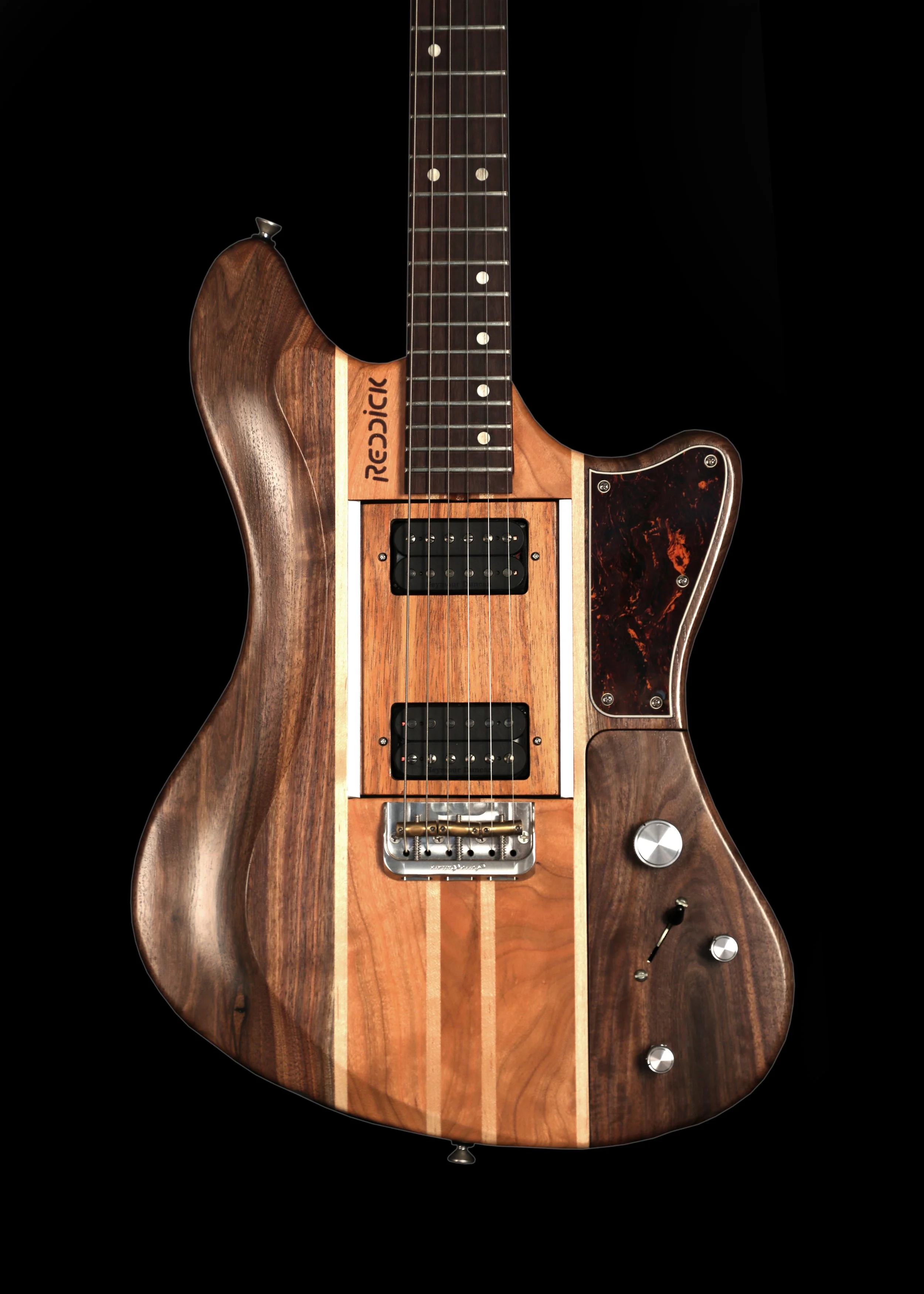 Voyager Custom (Walnut) — Reddick Guitars